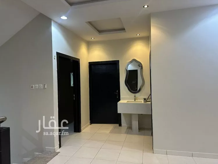 فيلا للإيجار في شارع رقم 306, حي المونسية, مدينة الرياض, منطقة الرياض صورة 2