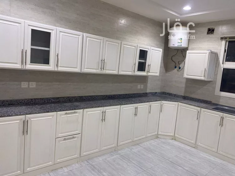 Floor for Sale in Riyadh Okaz 26