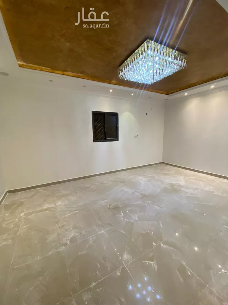 فيلا للبيع في شارع الدفاع, حي إشبيلية, مدينة الرياض, منطقة الرياض 11