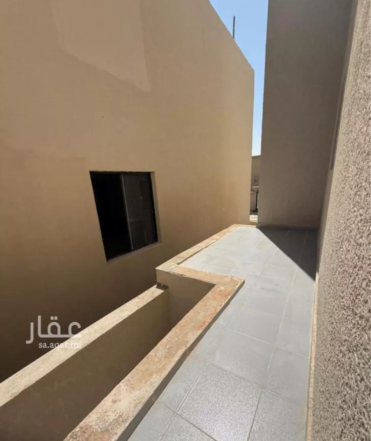 دور للبيع في شارع عثمان الرويني, حي البيان, مدينة الرياض, منطقة الرياض صورة 3