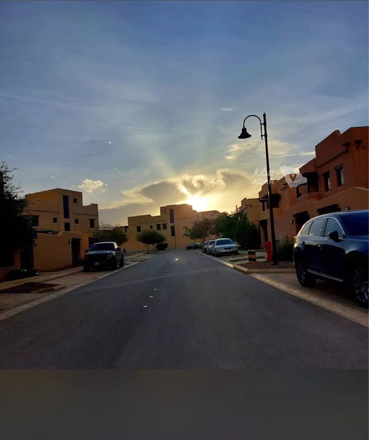 فيلا للبيع في شارع الملقاه 370, حي الملقا, مدينة الدرعية, منطقة الرياض 27