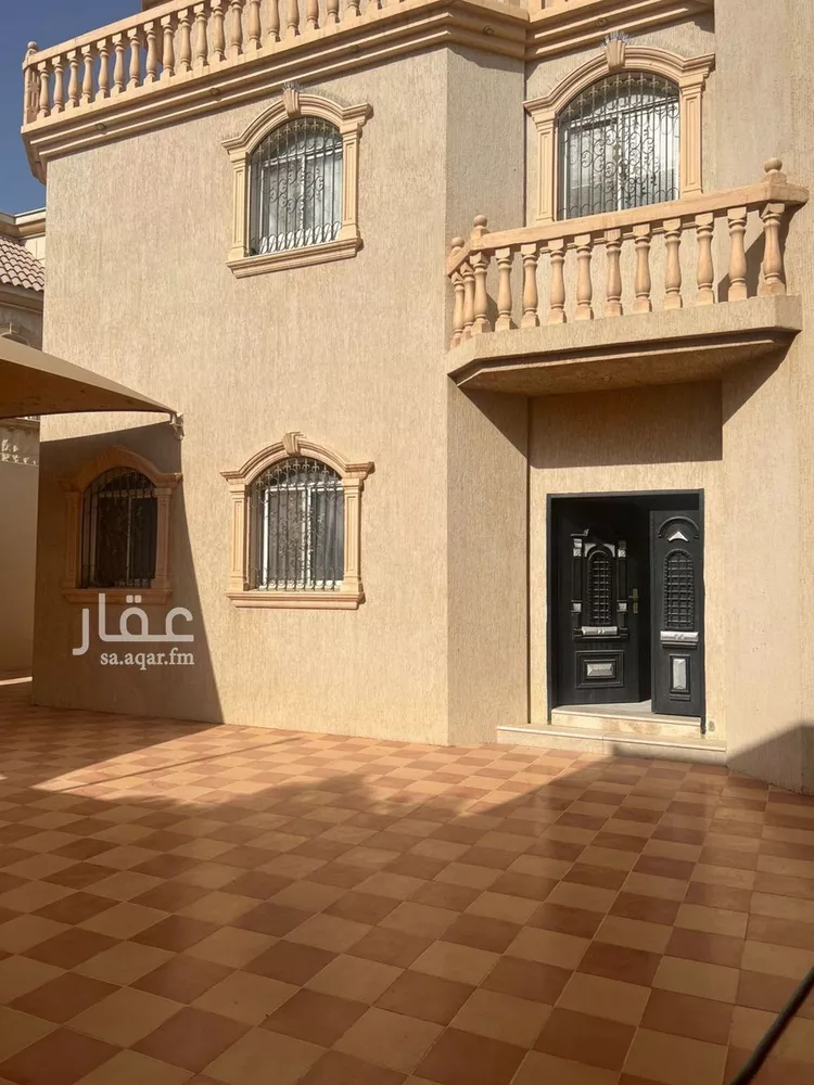 فيلا للبيع في شارع المدينه المنوره, حي العاصمة, مدينة امارة منطقة الرياض - الدرعيه, منطقة الرياض صورة 2