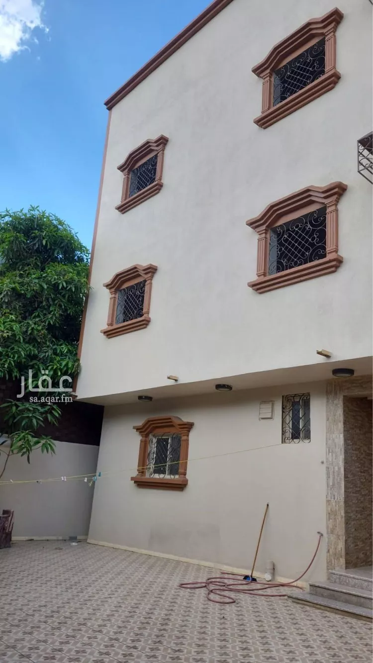عمارة للبيع في شارع عتود الشمالى 30, حي عتود الشمالي, مدينة خميس مشيط, منطقة عسير