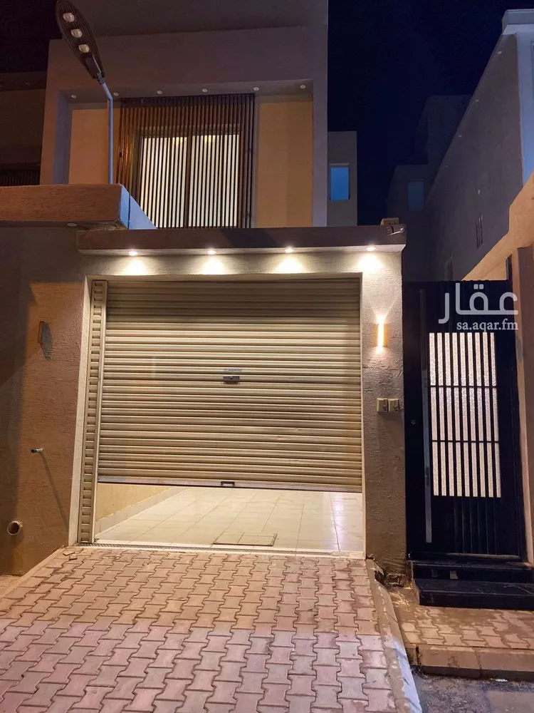 Floor for Sale in Riyadh Okaz 20