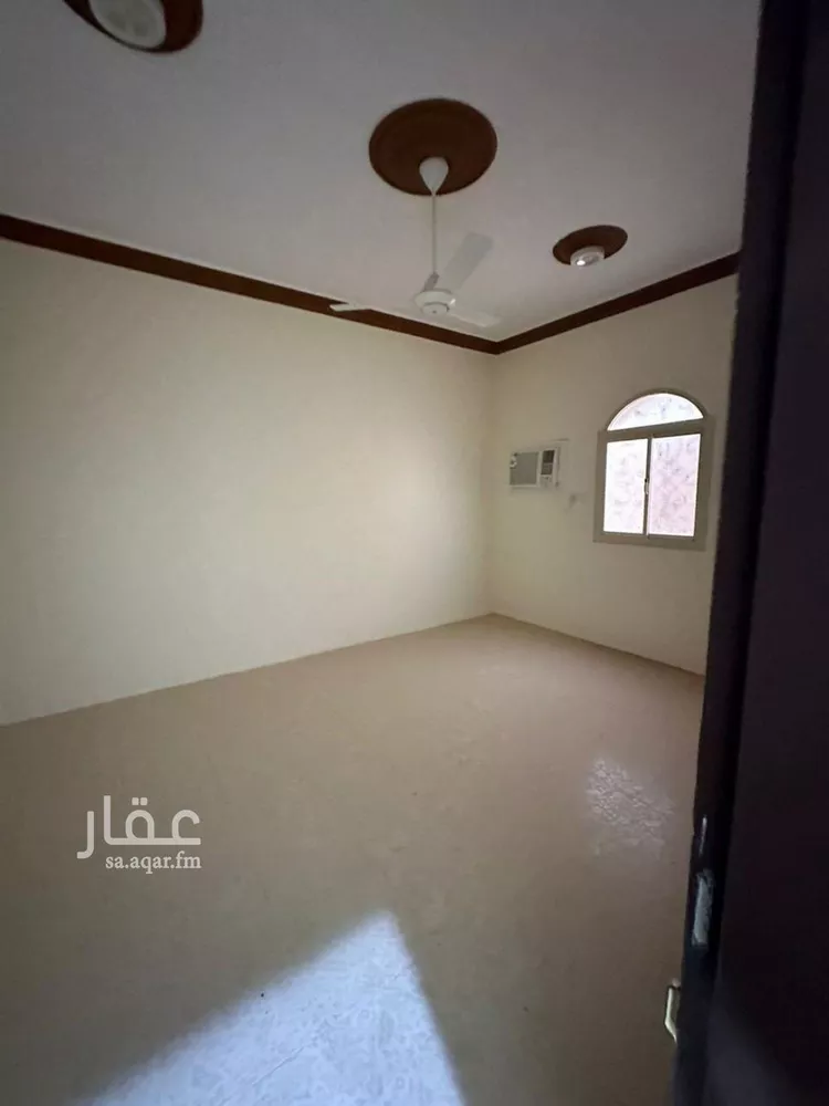 عمارة للبيع في شارع رزين ابن مالك ابن سلمة, حي السلامة, مدينة محائل, منطقة عسير 12