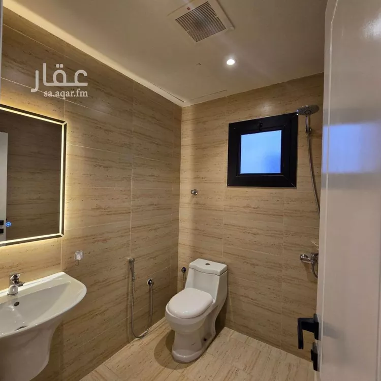 شقة للبيع في حي الحمراء, مدينة الخبر, المنطقة الشرقية 11