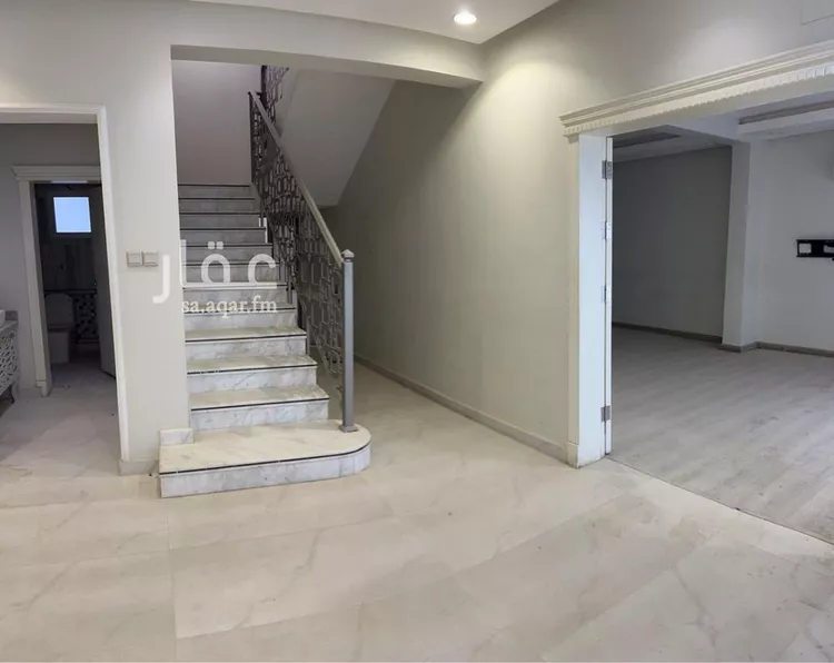 فيلا للبيع في شارع جبل الكرمل, حي الملك عبدالعزيز, مدينة الرياض, منطقة الرياض صورة 4