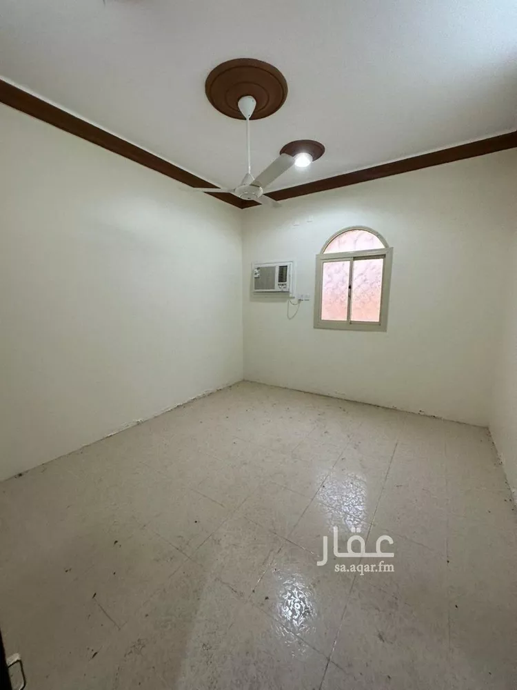 عمارة للبيع في شارع رزين ابن مالك ابن سلمة, حي السلامة, مدينة محائل, منطقة عسير 16