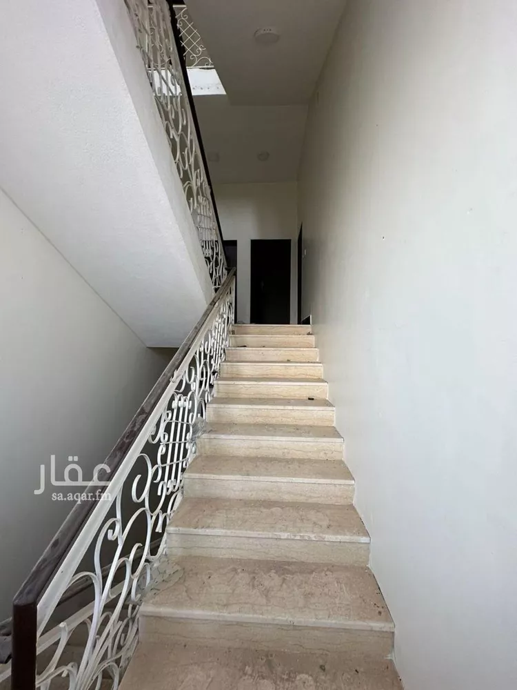 عمارة للبيع في شارع رزين ابن مالك ابن سلمة, حي السلامة, مدينة محائل, منطقة عسير 13