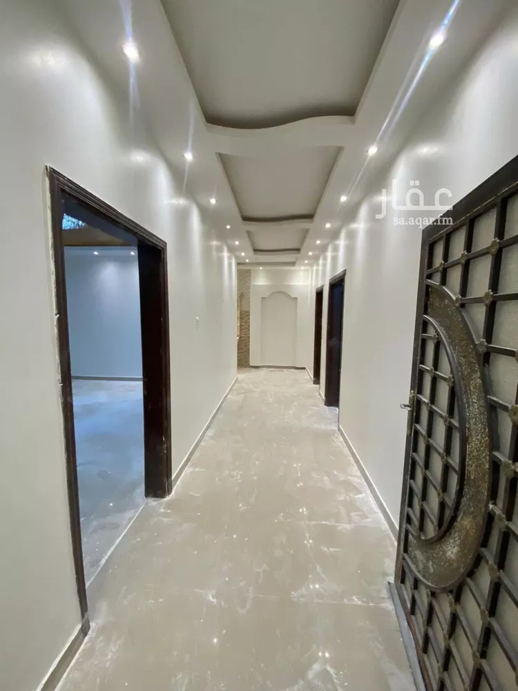 فيلا للبيع في شارع الدفاع, حي إشبيلية, مدينة الرياض, منطقة الرياض 12