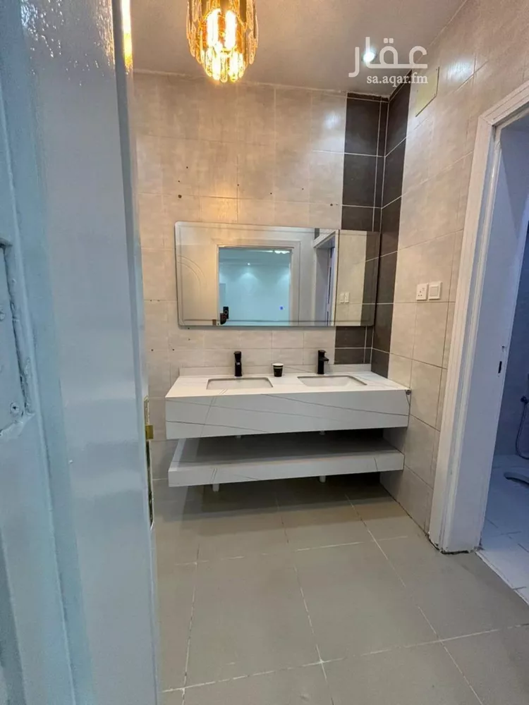 شقة للبيع في شارع الشهاب الربيعي, حي الحلقة الغربية, مدينة الطائف, منطقة مكة المكرمة صورة 3