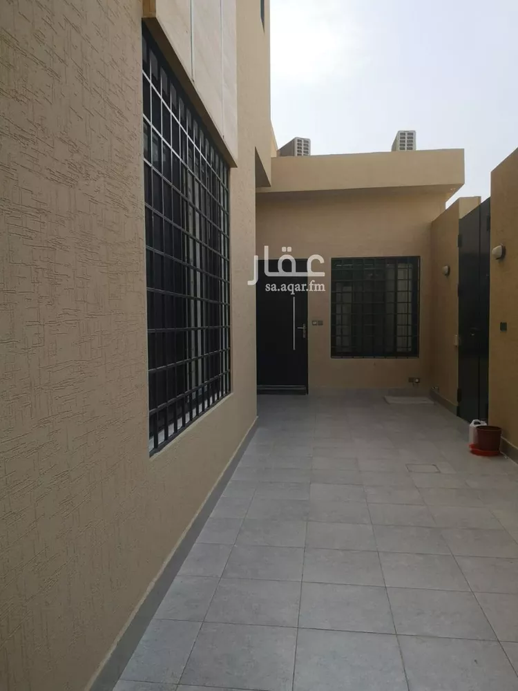 فيلا للبيع في شارع السر, حي العريجاء الأوسط, مدينة الرياض, منطقة الرياض 10