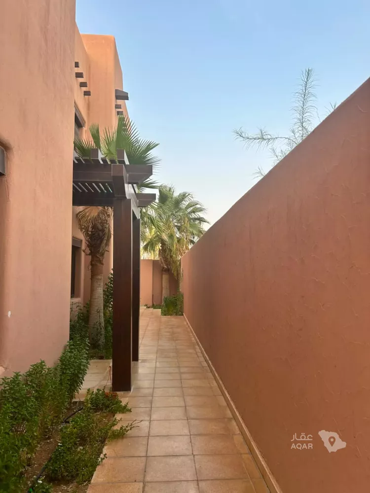 فيلا للبيع في شارع الملقاه 370, حي الملقا, مدينة الدرعية, منطقة الرياض 9