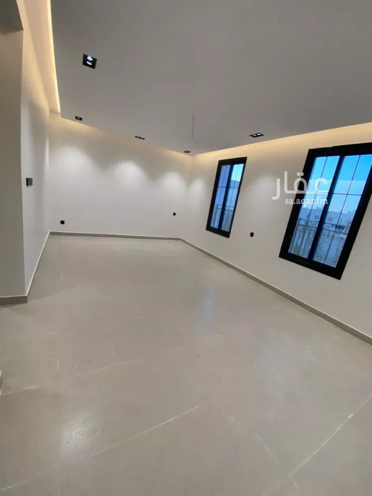 دور للبيع في شارع عبدالرحمن الزواوي, حي الزهور, مدينة أبها, منطقة عسير صورة 3