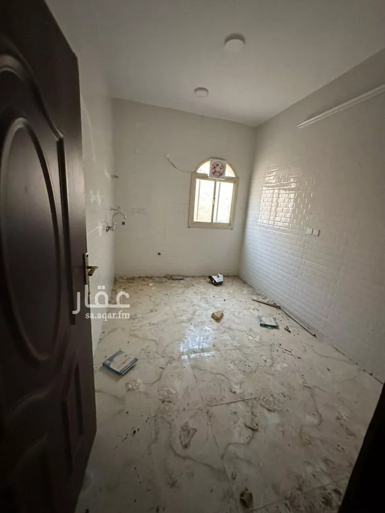 عمارة للبيع في شارع رزين ابن مالك ابن سلمة, حي السلامة, مدينة محائل, منطقة عسير 9