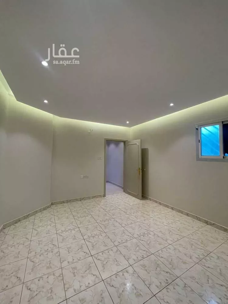 شقة للإيجار في شارع سيهات ، حي الملك فيصل ، الرياض ، منطقة الرياض صورة 2