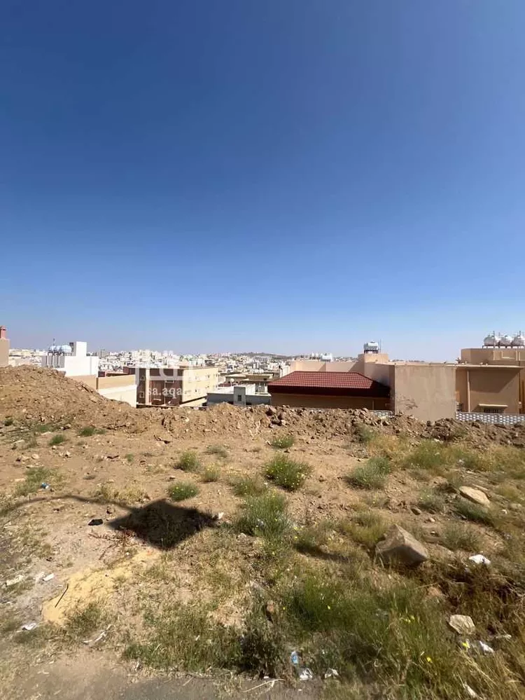 أرض للبيع في شارع عبدالله بن عمرو, حي البديع, مدينة أبها, منطقة عسير صورة 4