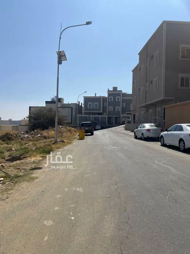 أرض للبيع في شارع عبدالله بن عمرو, حي البديع, مدينة أبها, منطقة عسير صورة 3