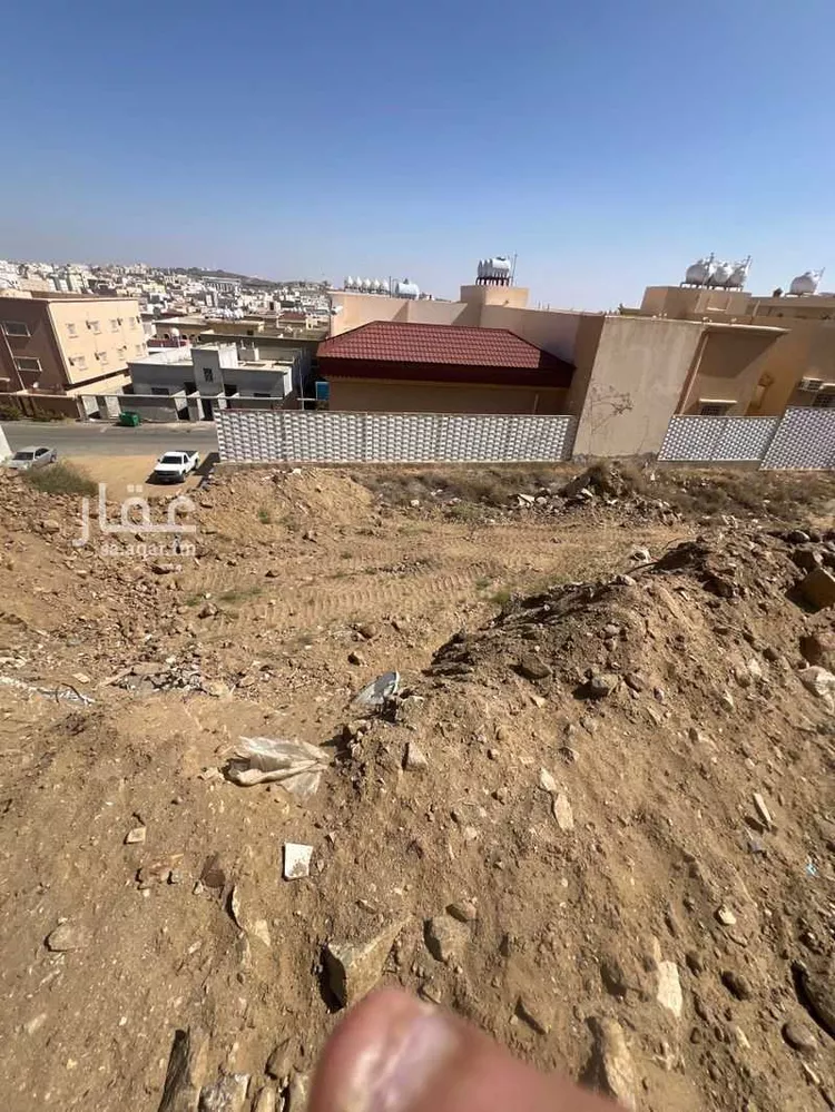 أرض للبيع في شارع عبدالله بن عمرو, حي البديع, مدينة أبها, منطقة عسير صورة 5
