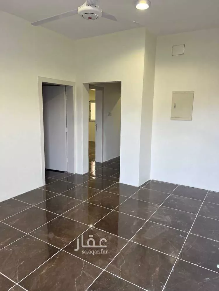 عمارة للإيجار في شارع العام, حي الزهور, مدينة ابها, منطقة عسير صورة 2