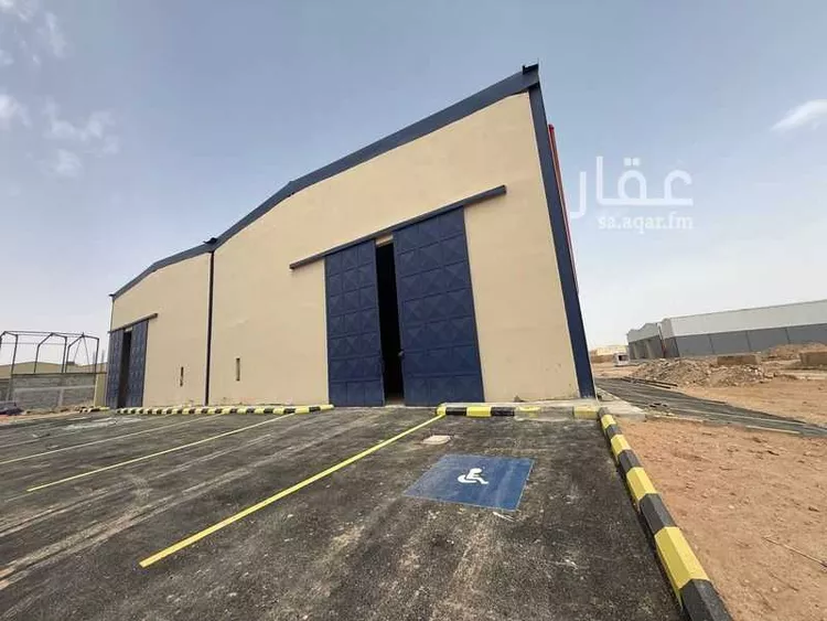 مستودع للإيجار في شارع خالد ابن سلمة المخزومي, حي الغنامية, مدينة الرياض, منطقة الرياض 1 صورة