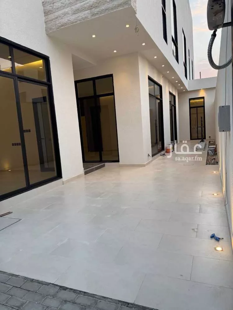 دور للبيع في شارع خالد بن يحيى السلمي , حي البيان, مدينة الرياض, منطقة الرياض صورة 5