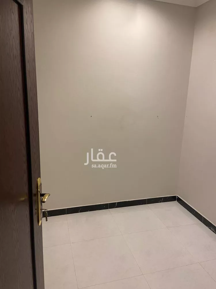 شقة للبيع في حي هجر, مدينة الدمام, المنطقة الشرقية صورة 2
