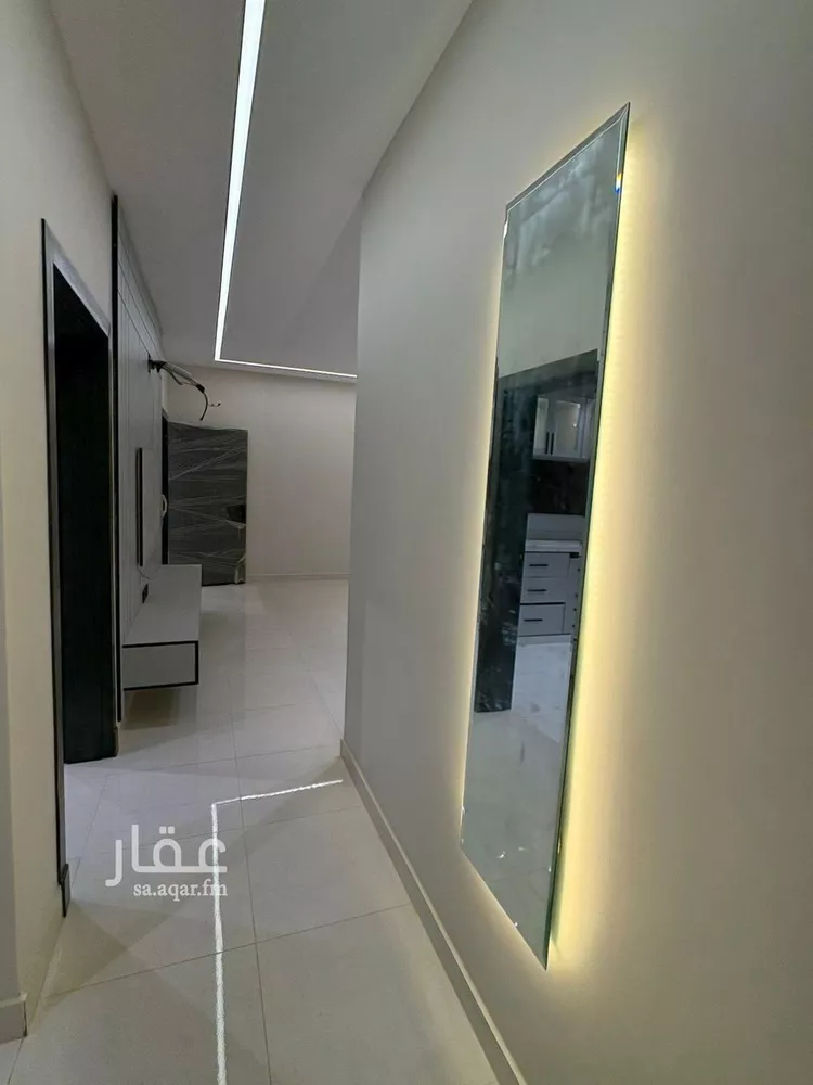 شقة للبيع في شارع عائشة ابنت ابي بكر, حي الورود, مدينة صامطه, منطقة جازان صورة 5