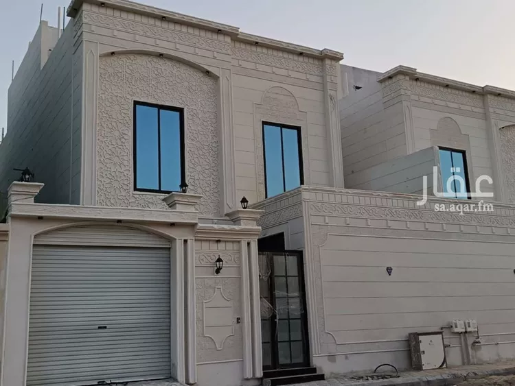 فيلا للبيع في شارع 32د, حي ضاحية الملك فهد, مدينة الدمام, المنطقة الشرقية صورة 2