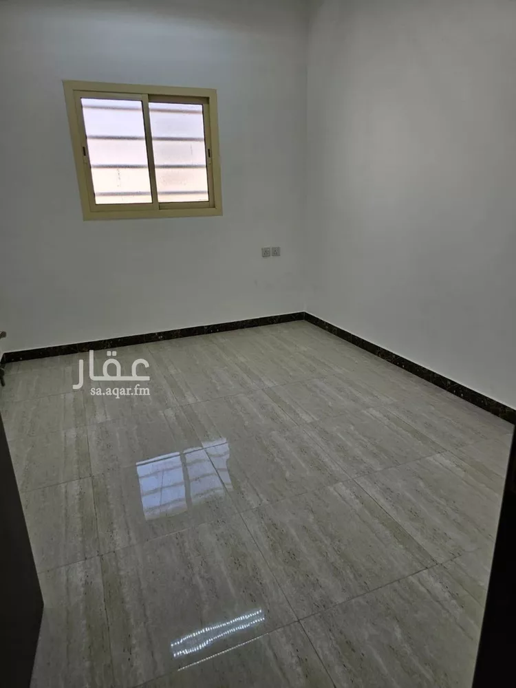 شقة للبيع في شارع أبي السعادات المبارك, حي العزيزية, مدينة الرياض, منطقة الرياض صورة 2