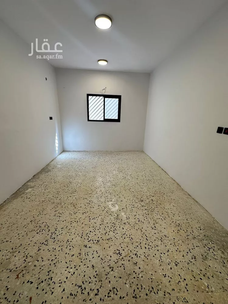 شقة للإيجار في شارع ابن غيلان, حي شبرا, مدينة الرياض, منطقة الرياض