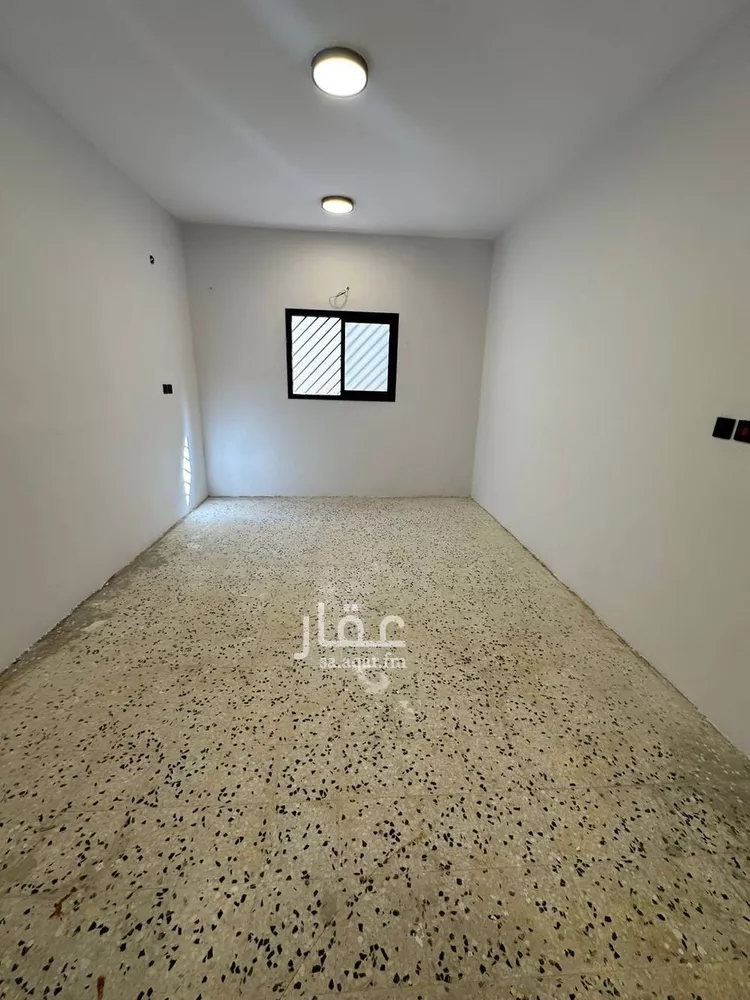 شقة للإيجار في شارع ابن غيلان, حي شبرا, مدينة الرياض, منطقة الرياض