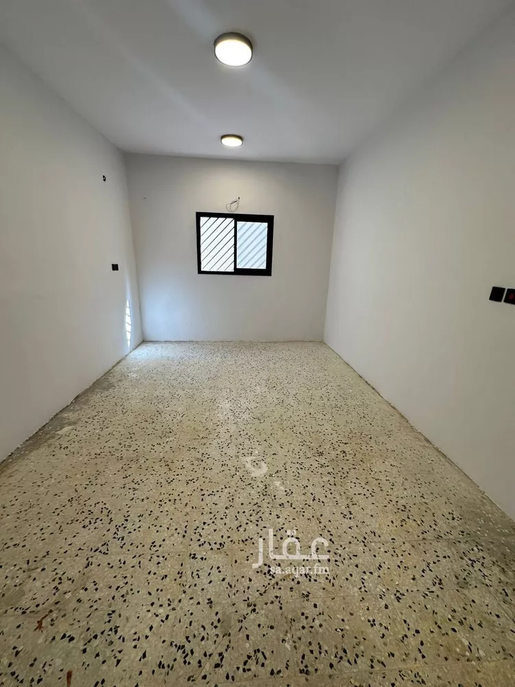 شقة للإيجار في شارع ابن غيلان, حي شبرا, مدينة الرياض, منطقة الرياض