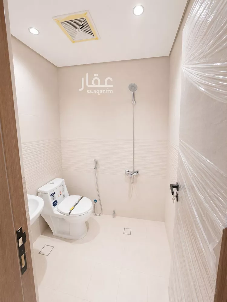 شقة للإيجار في شارع الأمير منصور بن عبدالعزيز, حي الوزارات, مدينة الرياض, منطقة الرياض 17