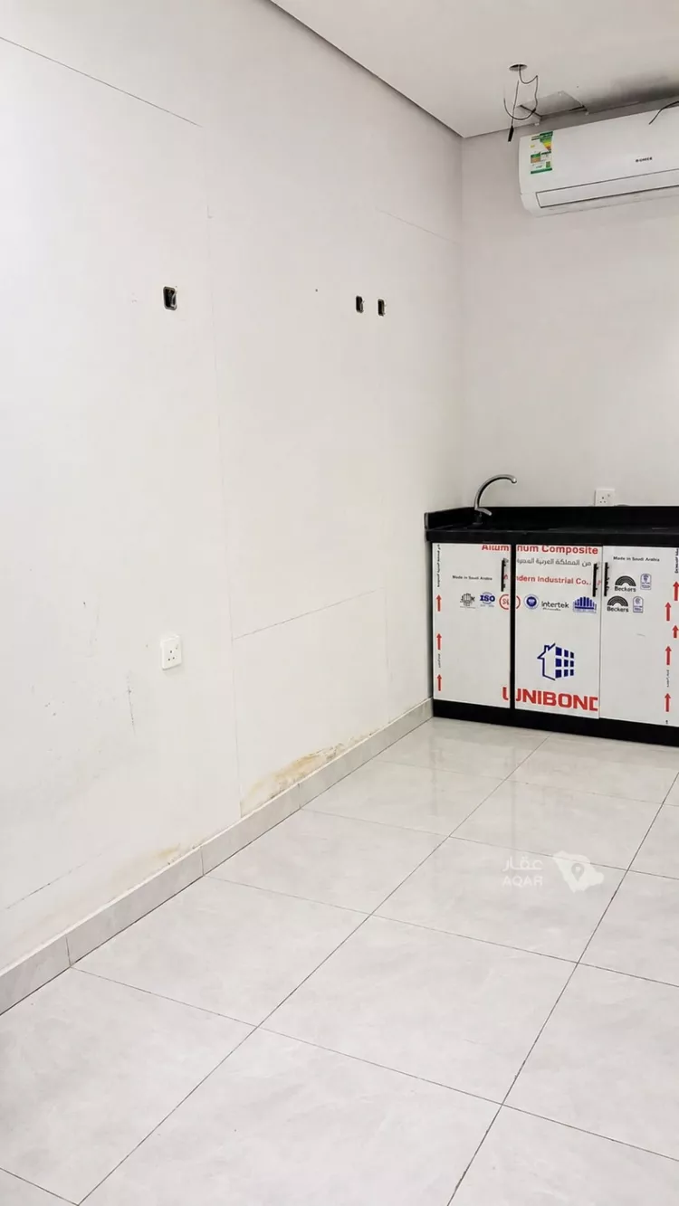 استوديو للإيجار في شارع صلاح الدين الايوبي, حي جرير, مدينة الرياض, منطقة الرياض