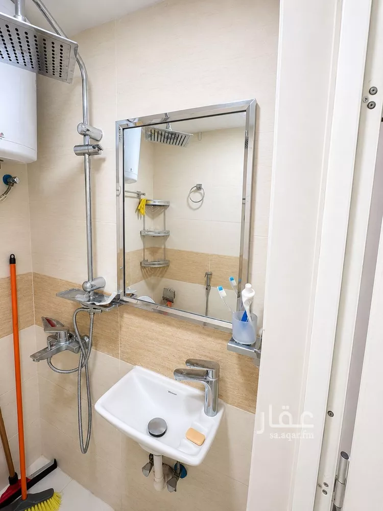 شقة للإيجار في شارع عباس المالكي, حي الجرادية, مدينة الرياض, منطقة الرياض صورة 4