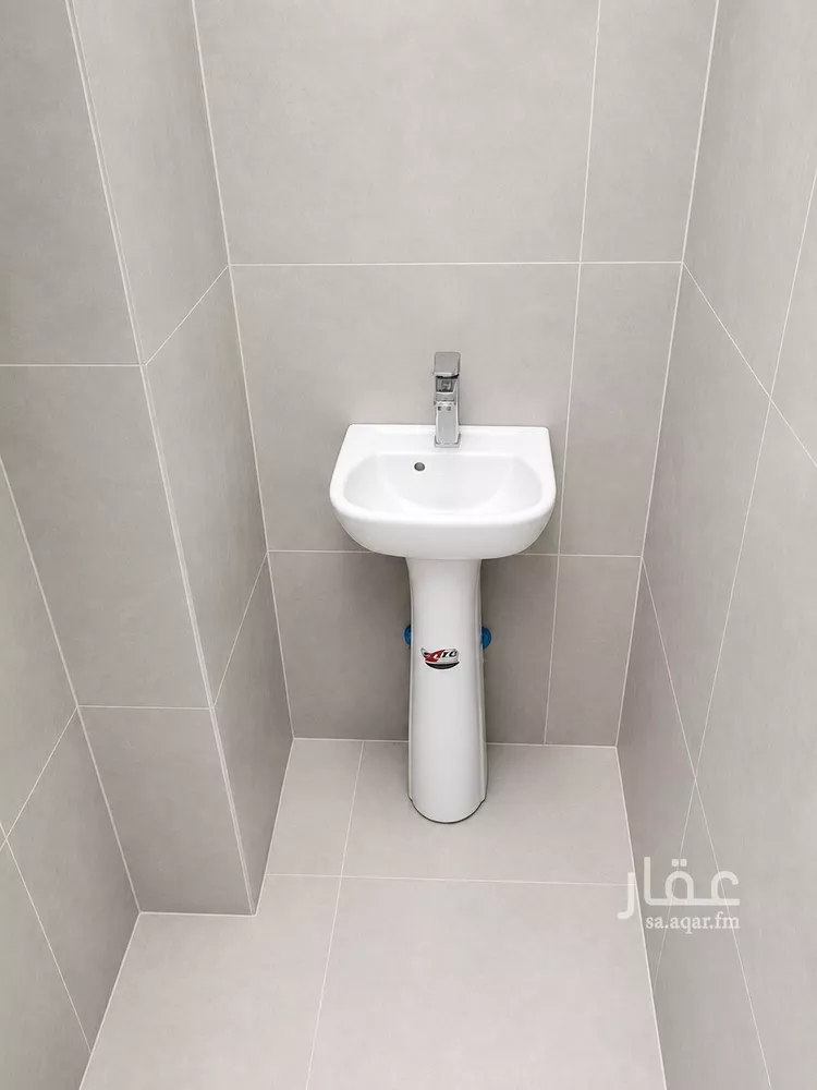 شقة للإيجار في شارع الامير نايف بن عبدالعزيز, حي الملك فهد, مدينة الرياض, منطقة الرياض 13