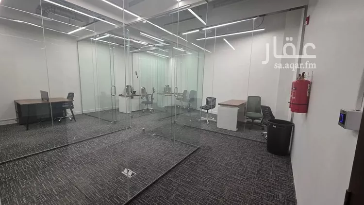 مكتب تجاري للإيجار في شارع الامير احمد بن عبدالعزيز, حي الملك فهد, مدينة الرياض, منطقة الرياض صورة 2