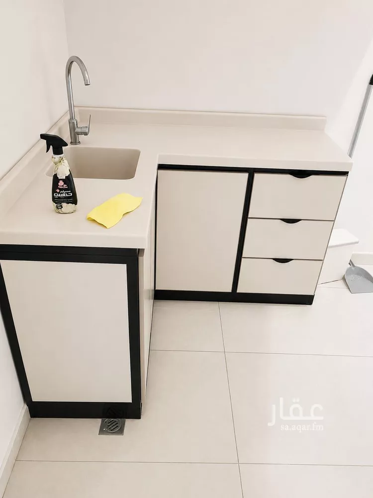 شقة للإيجار في شارع الامير نايف بن عبدالعزيز, حي الملك فهد, مدينة الرياض, منطقة الرياض 12