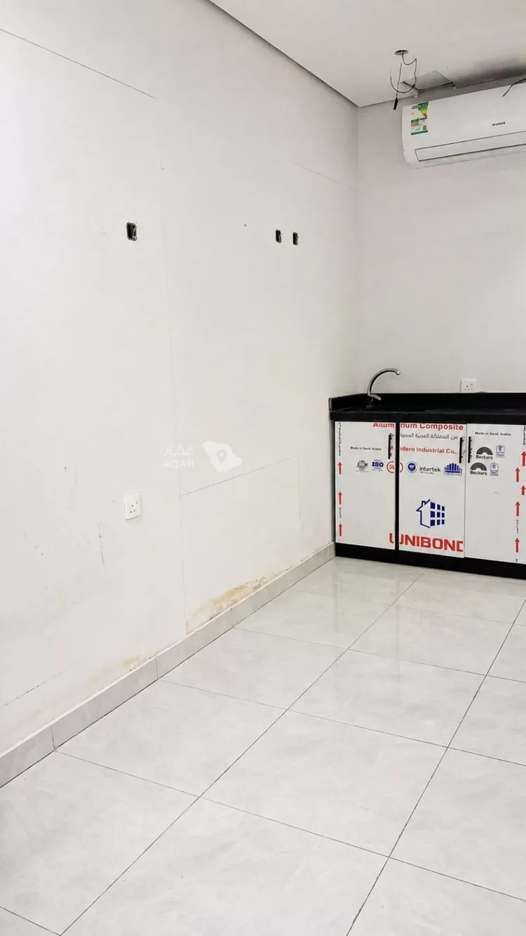 استوديو للإيجار في شارع صلاح الدين الايوبي, حي جرير, مدينة الرياض, منطقة الرياض