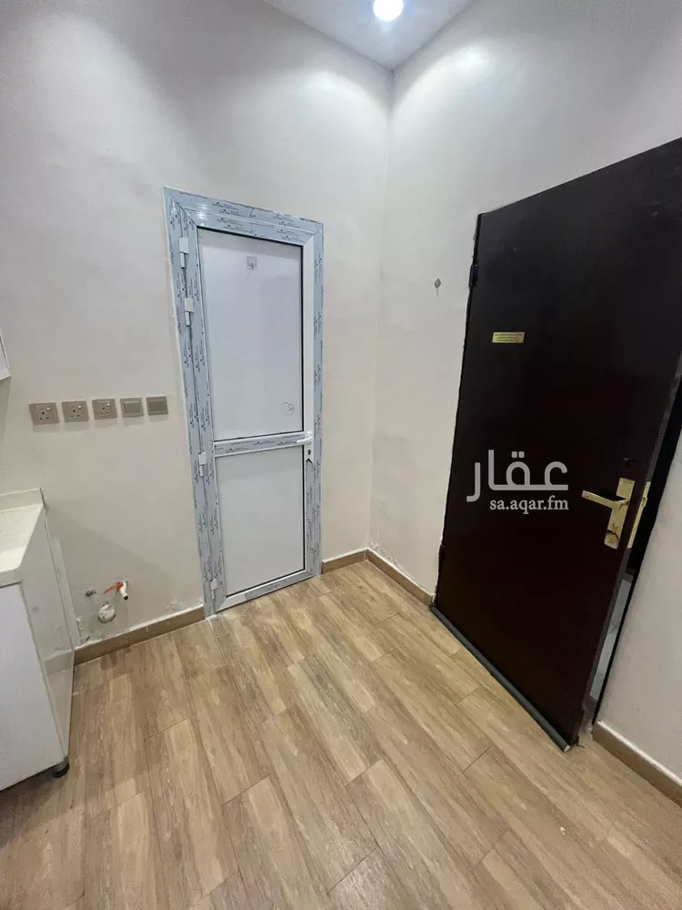 شقة للإيجار في شارع عباس المالكي, حي الجرادية, مدينة الرياض, منطقة الرياض صورة 3