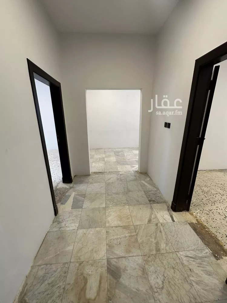 شقة للإيجار في شارع ابن غيلان, حي شبرا, مدينة الرياض, منطقة الرياض صورة 2