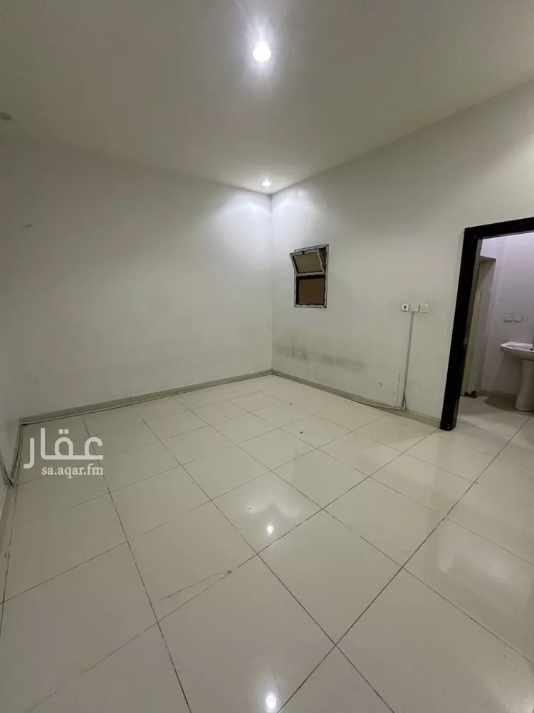 شقة للإيجار في شارع نافع الأنصاري, حي اليمامة, مدينة الرياض, منطقة الرياض صورة 2