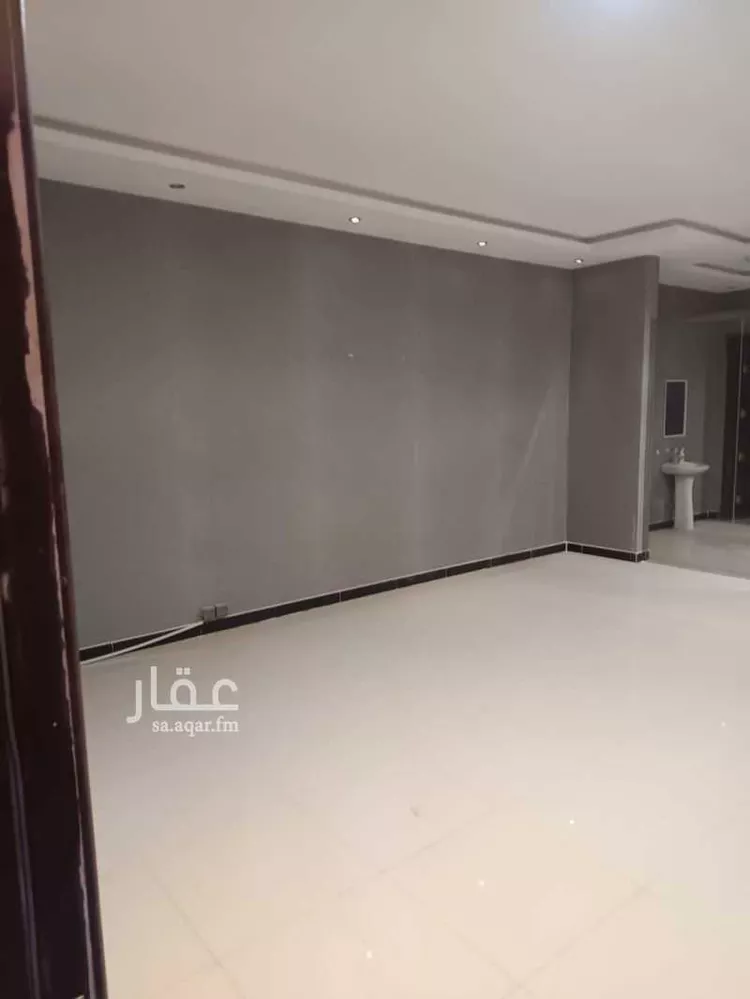 مكتب تجاري للإيجار في شارع الصحابة, حي اليرموك, مدينة الرياض, منطقة الرياض صورة 3