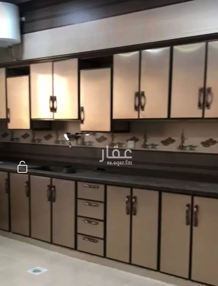 عمارة للبيع في شارع المخزومي, حي الأمير عبدالله, مدينة بيشة, منطقة عسير 6