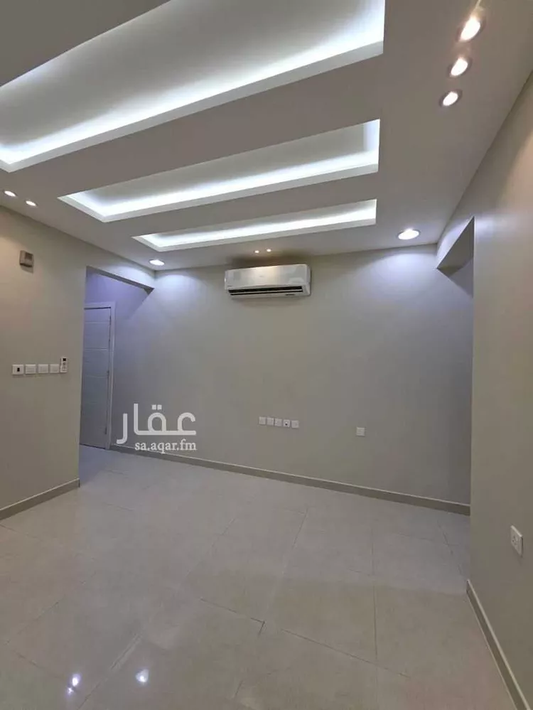 شقة للإيجار في شارع حمد إبراهيم الحقيل, حي عرقة, مدينة الرياض, منطقة الرياض 12