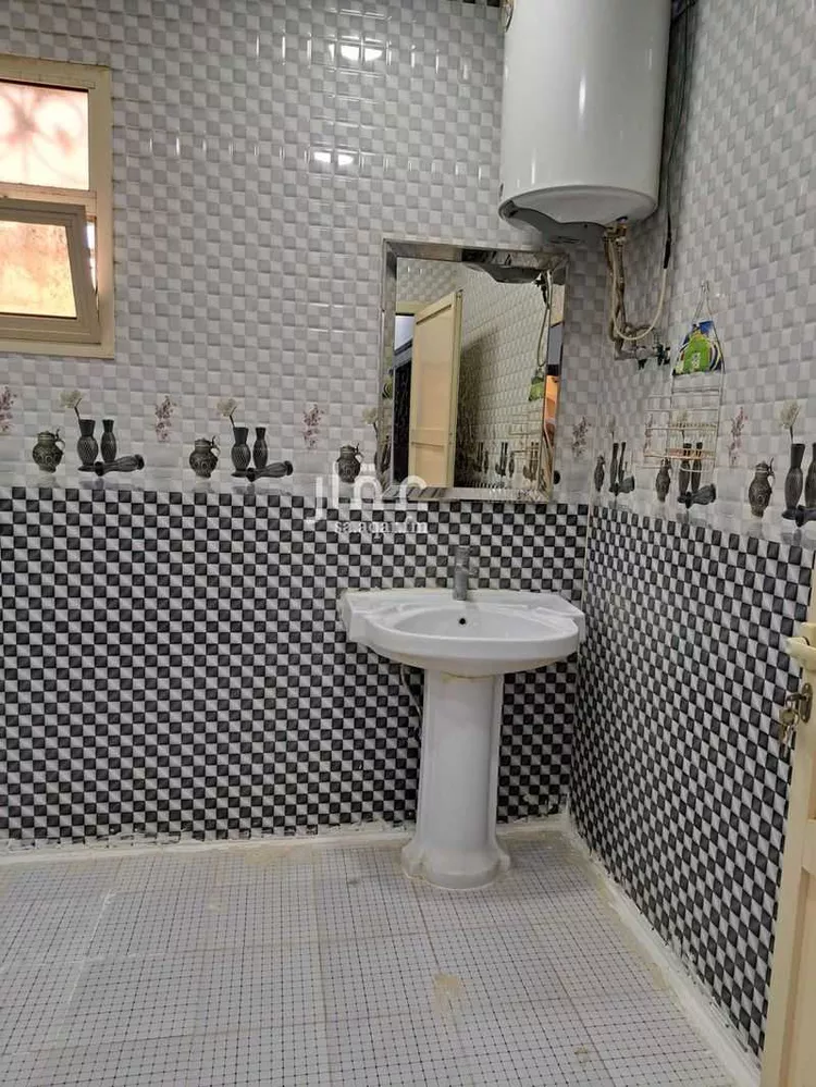 فيلا للإيجار في شارع مصطفى المنفلوطي, حي الرمال, مدينة الرياض, منطقة الرياض 13