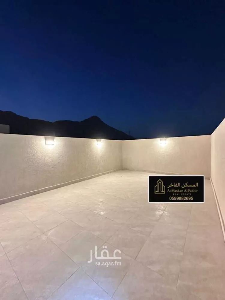 شقة للبيع في شارع ابراهيم بن الحجاج, حي بنى بياضة, مدينة المدينة المنورة, منطقة المدينة المنورة 13
