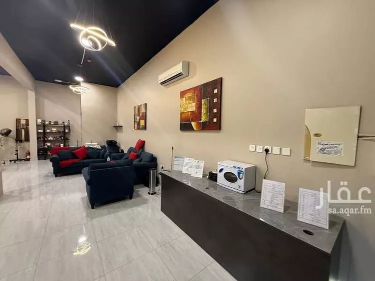 Shop for Sale in Riyadh Al Mahdiyah صورة 3