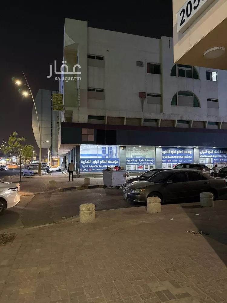 محل للإيجار في شارع الامير نواف ابن عبدالعزيز, حي البادية, مدينة الدمام, المنطقة الشرقية صورة 2